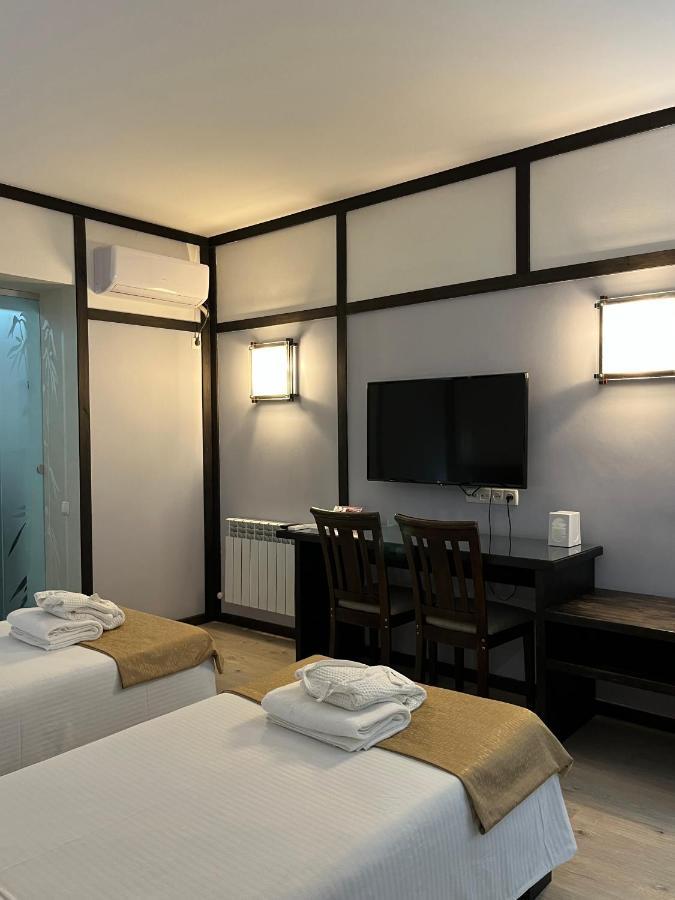 Orbita Hotel Shymkent Bagian luar foto