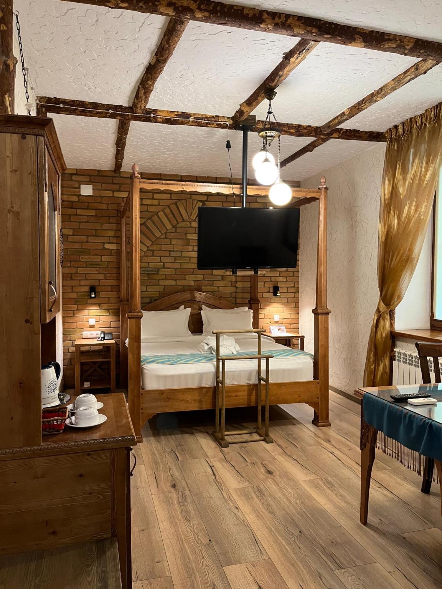 Orbita Hotel Shymkent Bagian luar foto